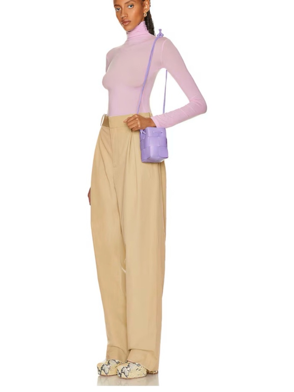 Bottega Veneta Lavender Intrecciato Mini Bucket Crossbody
